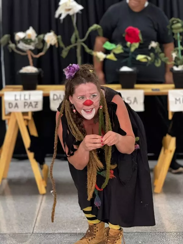 Projeto “Semeando Saberes” leva espetáculo sobre violência de gênero a escolas